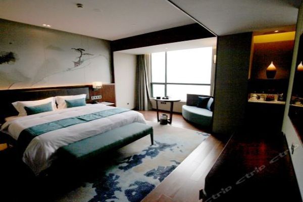 Tianxiachan Hotel (Huanggang)